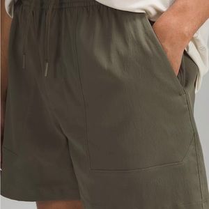 Lululemon Bowline Short 5" *Woven. Color: MEOL medium olive.